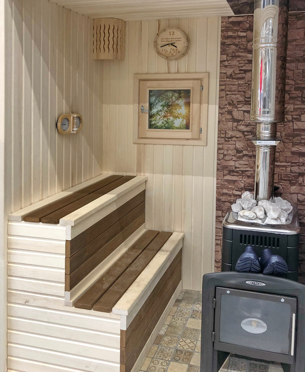 Образец готовой парилки в Бауцентре в г.Пушкино Московской области. Фото автора.