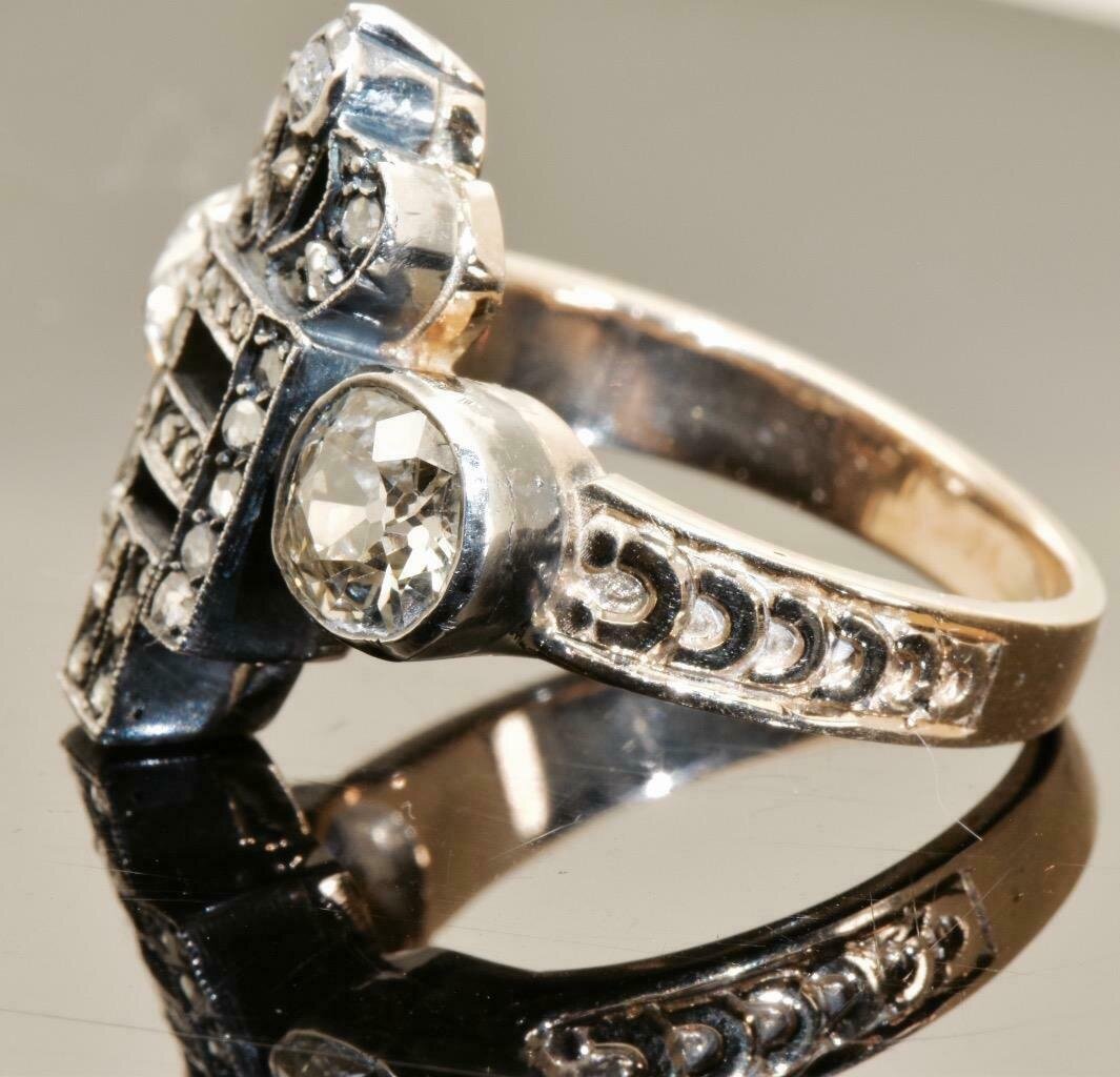 Перстень Фаберже. Фотографий несколько, листайте галерею.