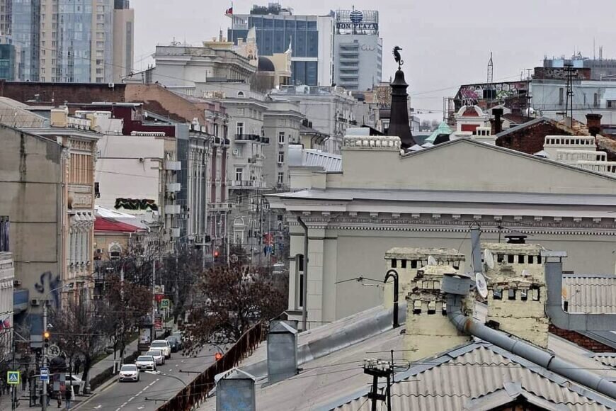 Фото Сергея Санжарова