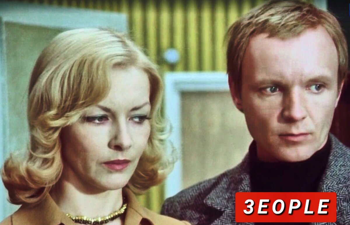 Кадр из фильма "Ирония судьбы, или С легким паром!". Источник:https://c.greenfilm.vip/filmy/21829-ironija-sudby-ili-s-legkim-parom-1975.html
