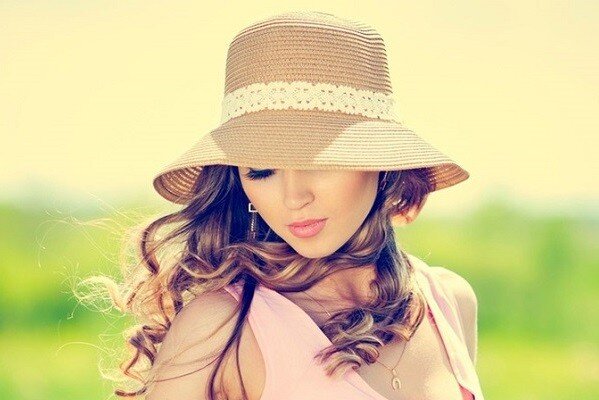 Идеальное летнее средство должно освежать, не оставляя на  коже жирной или липкой пленки