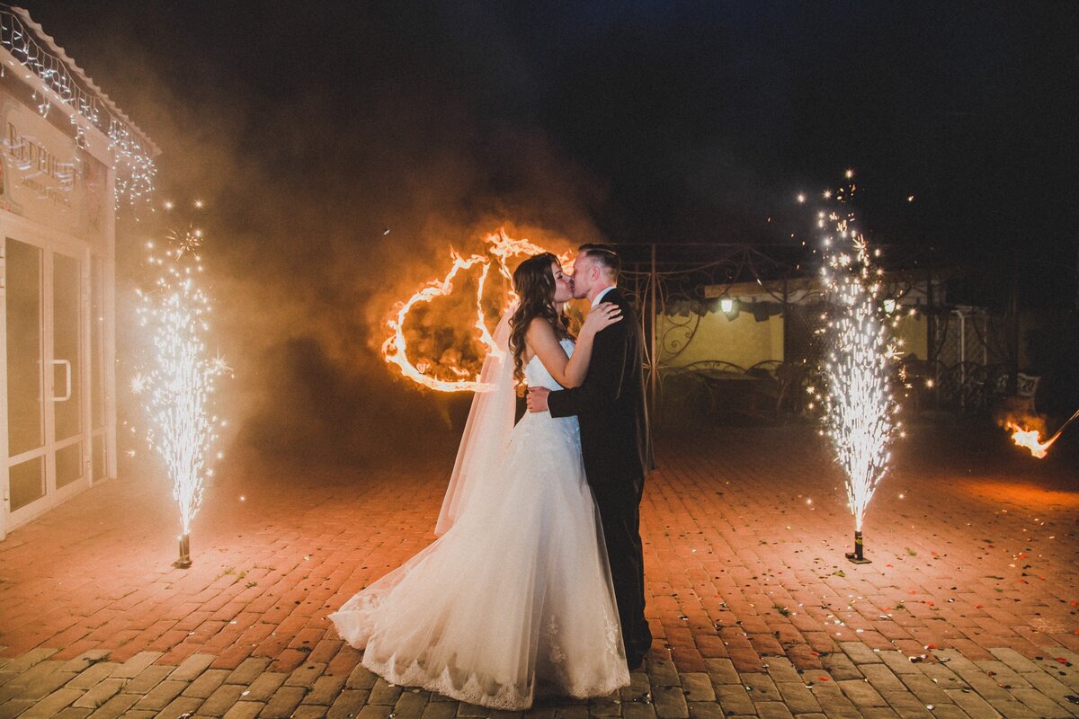 Свадьба за городом (Егорьевск) Салют