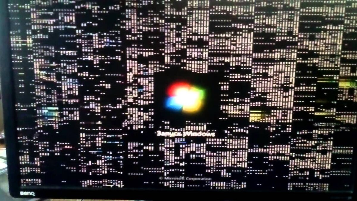Артефакты на мониторе: причины появление при запуске, что делать