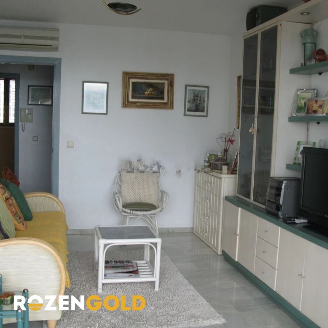 КВАРТИРА В БЕНИДОРМ  