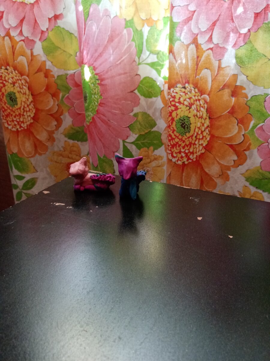 Неплохо. Но к сожалению выделеную шерсть не будет видно. Сидячая - лиса