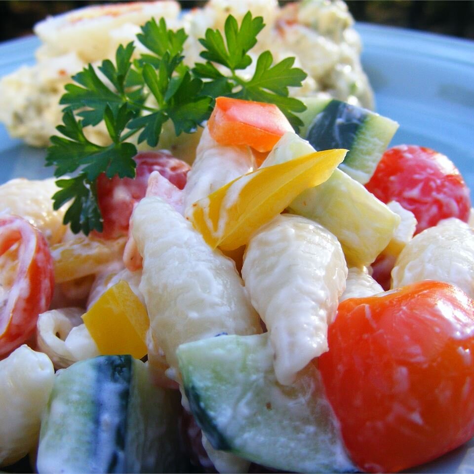 Салат из макарон