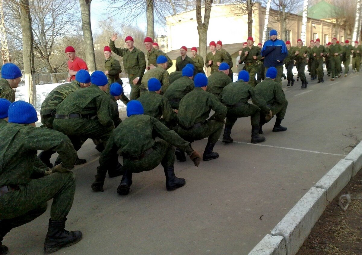 Военный полуприсед