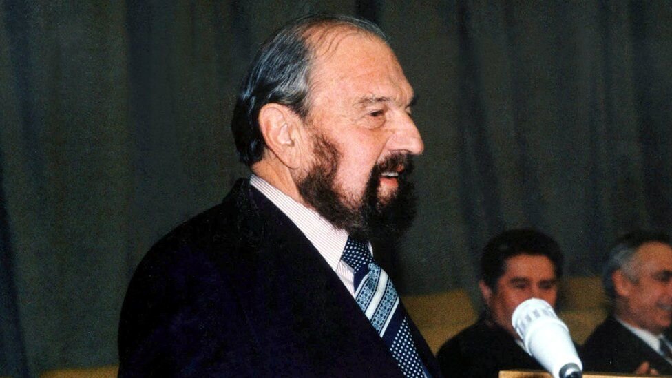 Джордж Блейк рассказал Би-би-си, что он предал Советскому Союзу более 500 западных агентов.