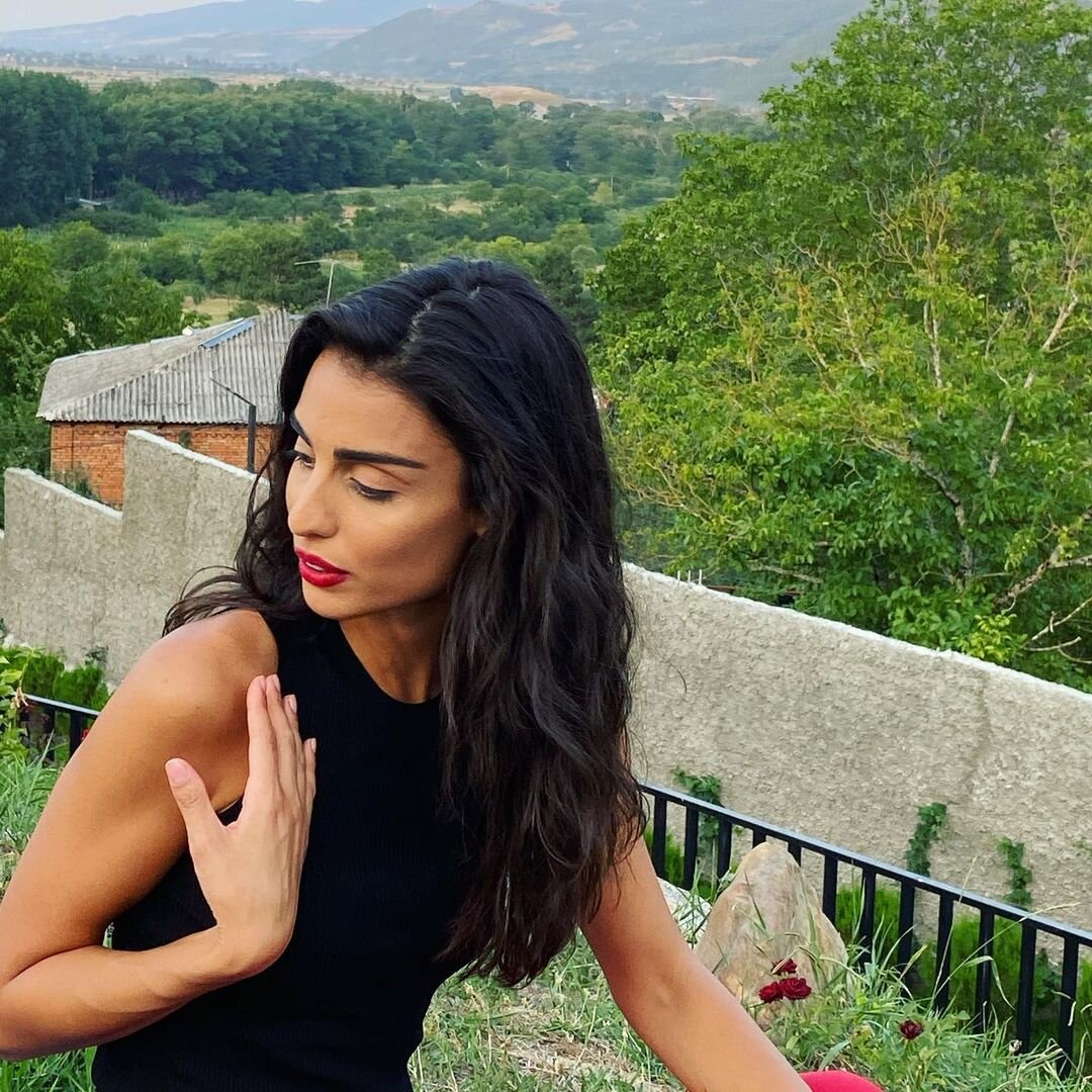 Милые грузинки не на шутку разозлили соцсети своей песней – видео