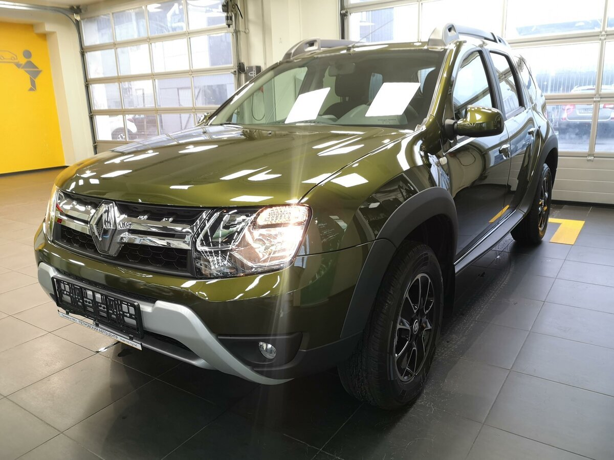 Renault Duster в России. Источник иллюстрации - Яндекс.Картинки