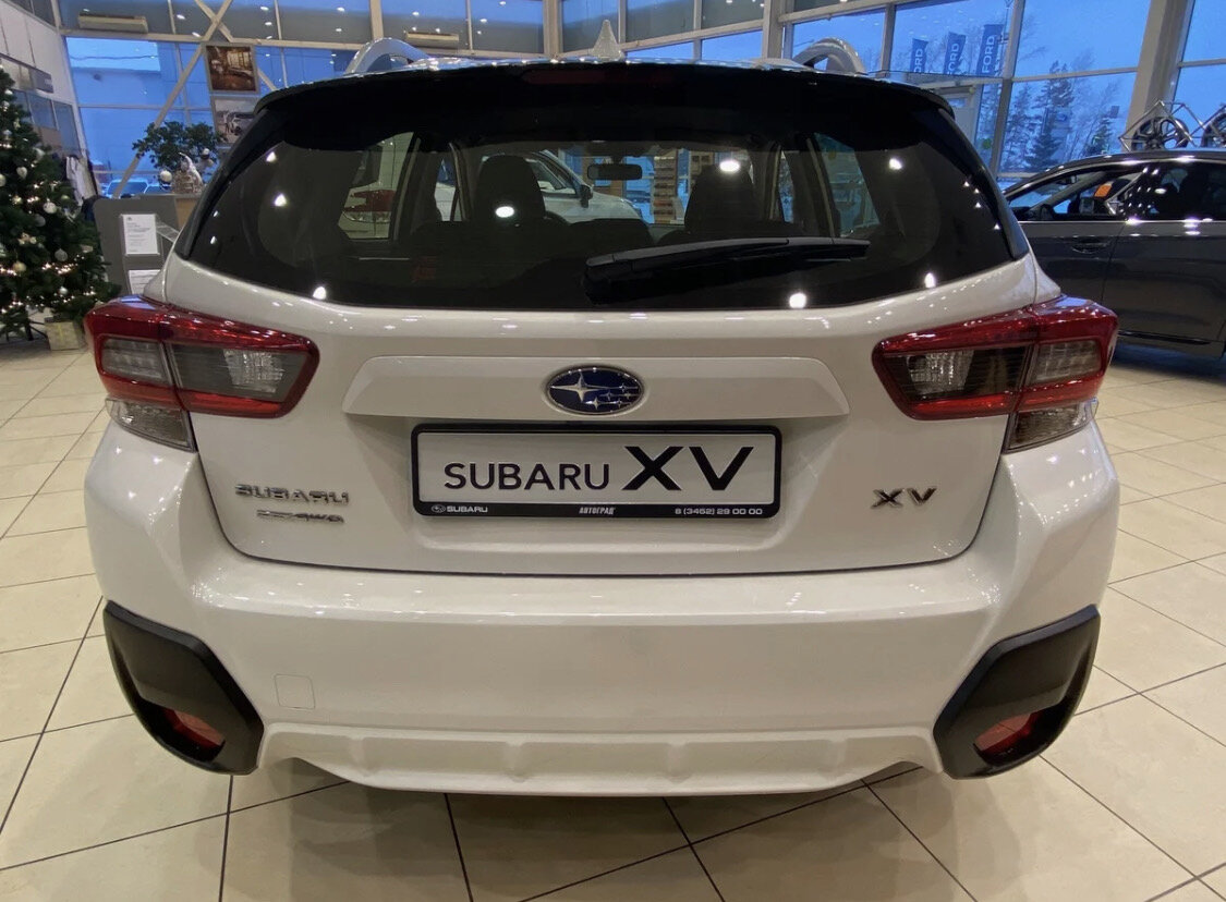 Лично в моем понимании Subaru стало чем-то экзотическим. Люди, которые сейчас покупают автомобили данной марки явно имеют альтернативное видение на мир, но при этом я не скажу, что купить Subaru - это ошибка человечества, скорее просто человек фанат марки или японского качества.