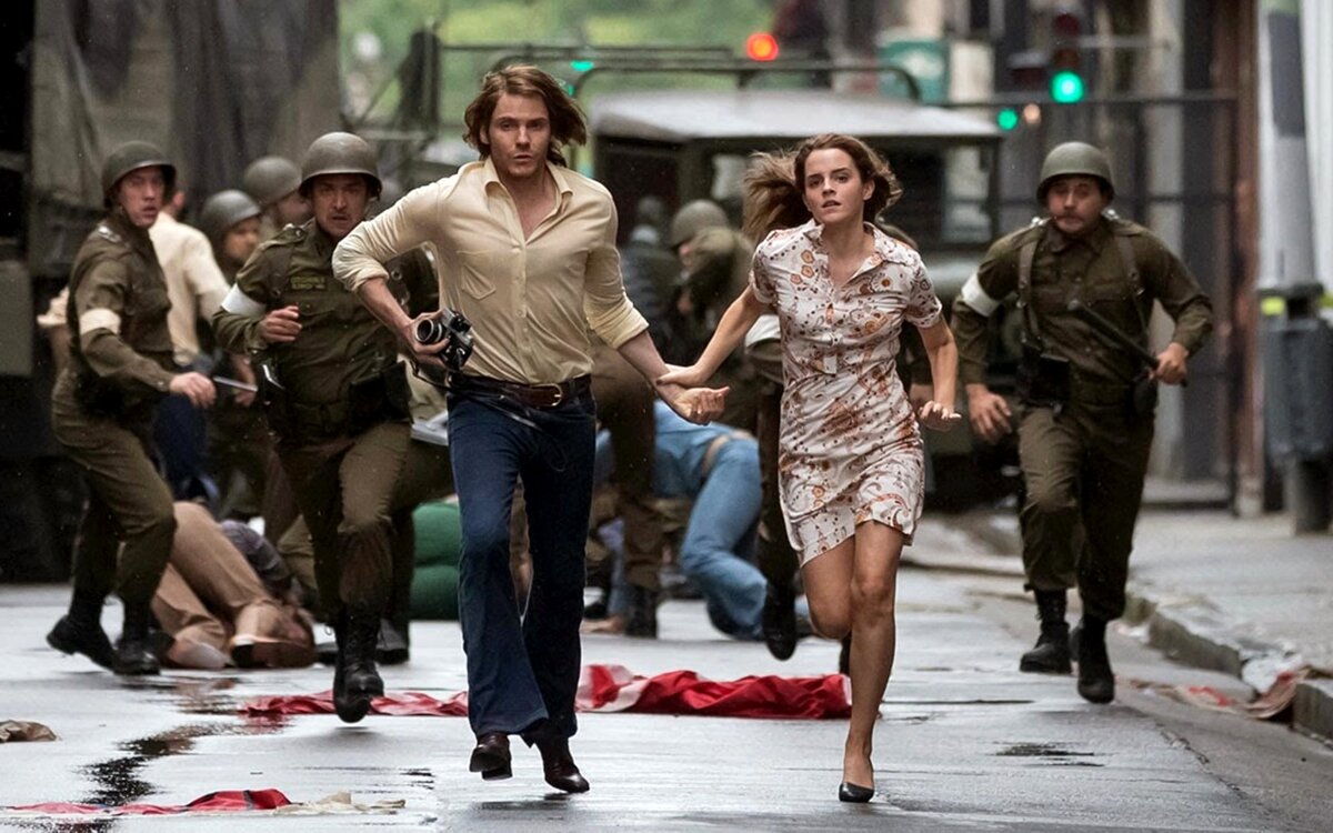 Кадр из фильма "Колония Дигнидад"