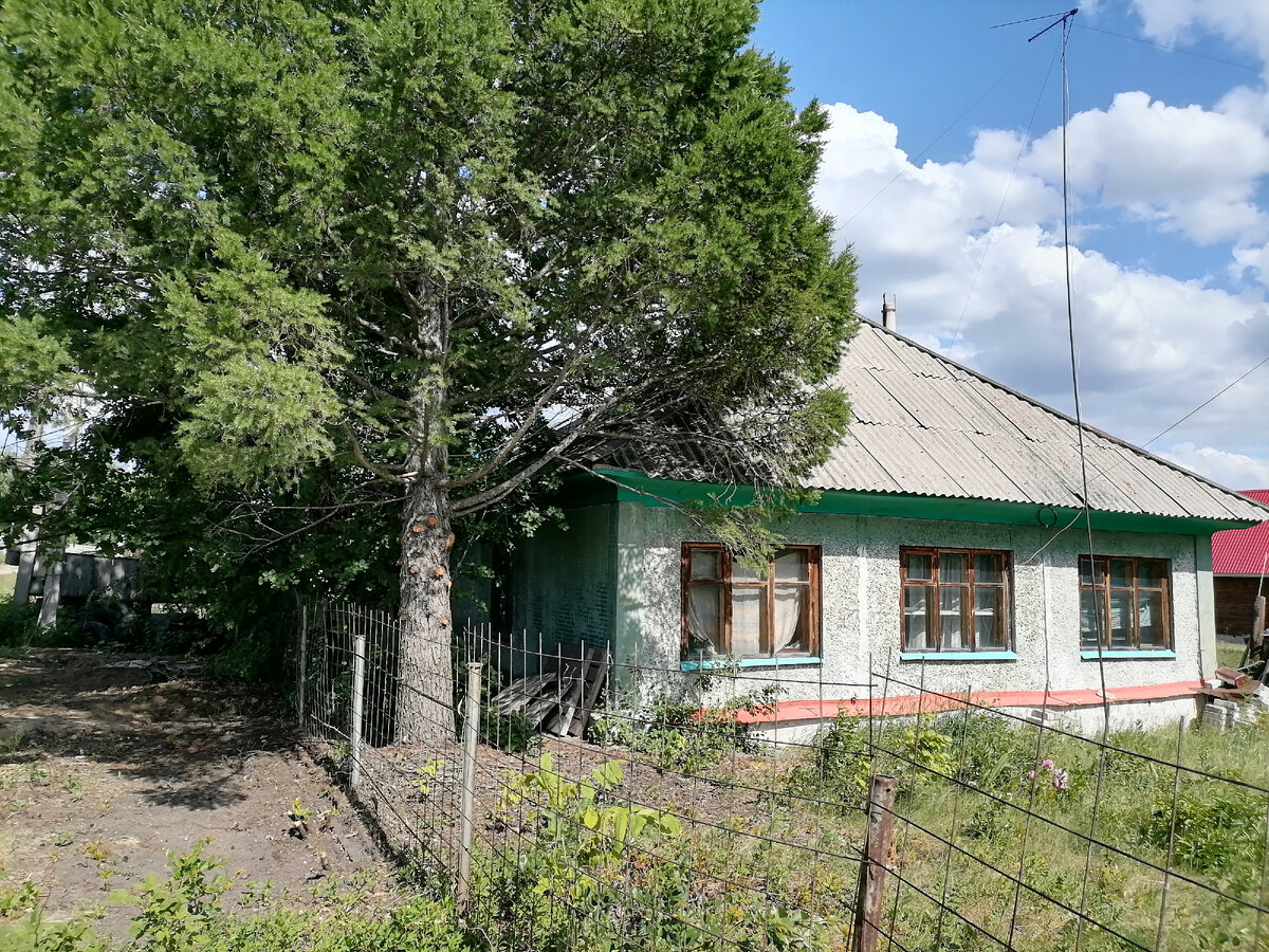 Отчий дом...