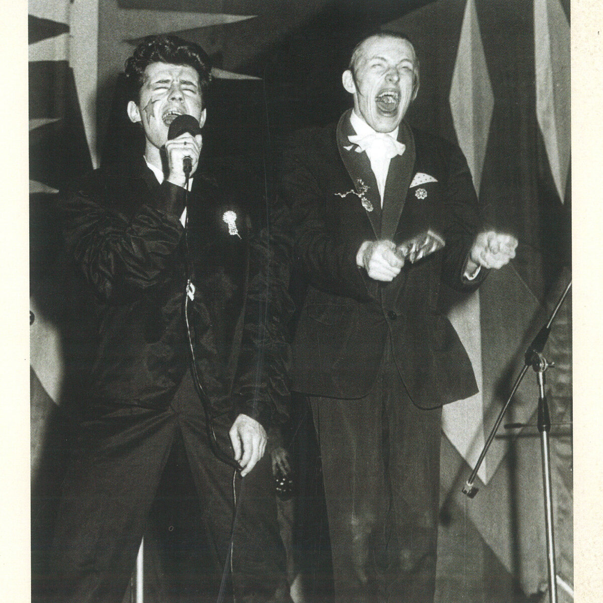 Сергей Рогожин и Олег Гаркуша в составе "АукцЫона" 