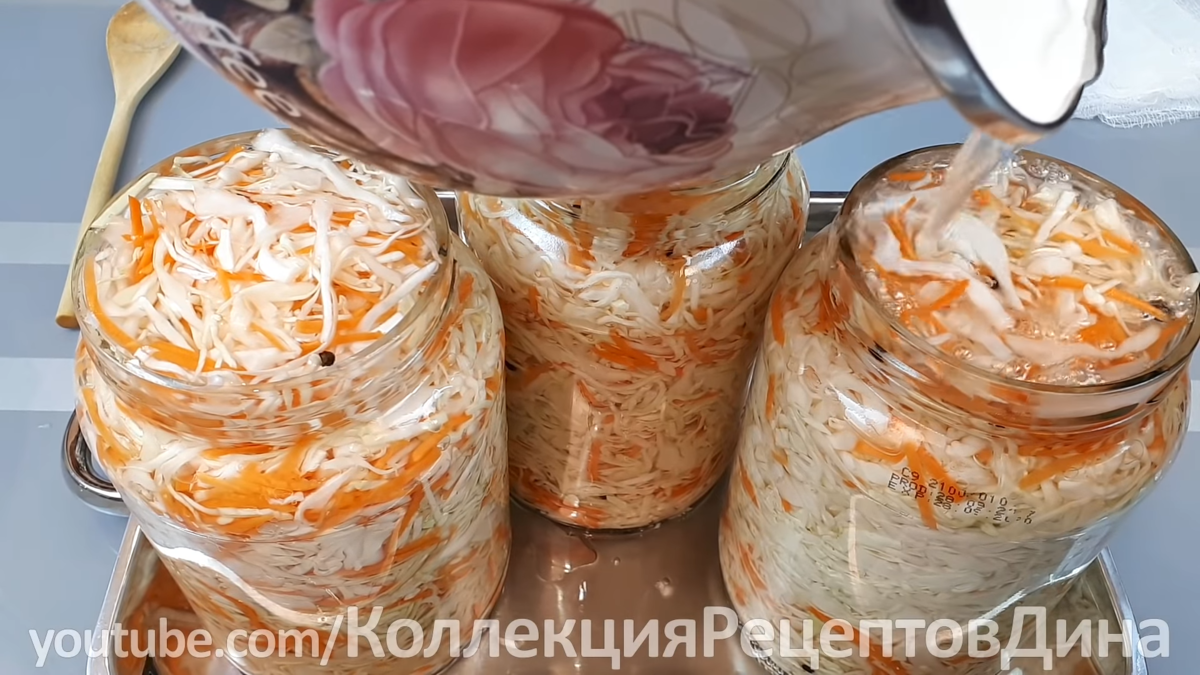 Вкусная хрустящая квашеная капуста в рассоле