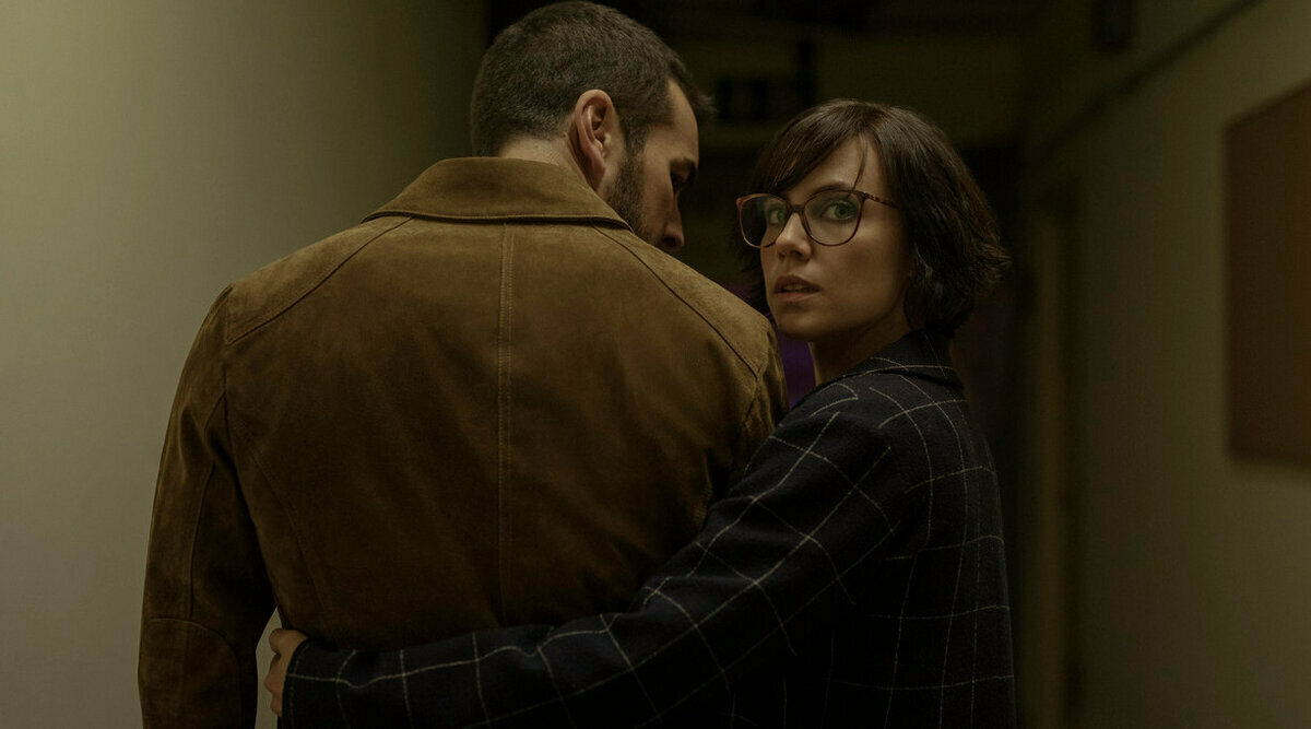 Кадр из сериала "Харлан Кобен. Невиновен", 2021 г.