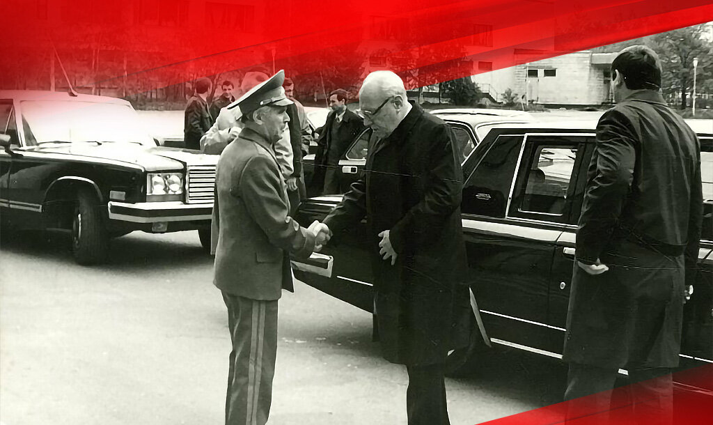 В. Чебриков приехал на Высшие курсы КГБ СССР