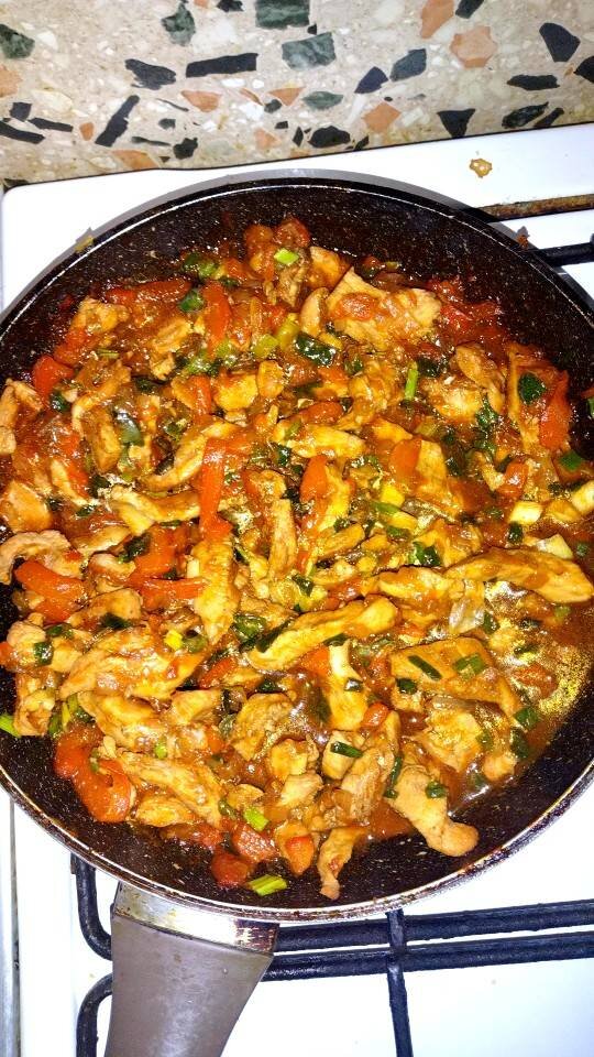 Куриное филе с болгарским перцем на сковороде - рецепт с фото
