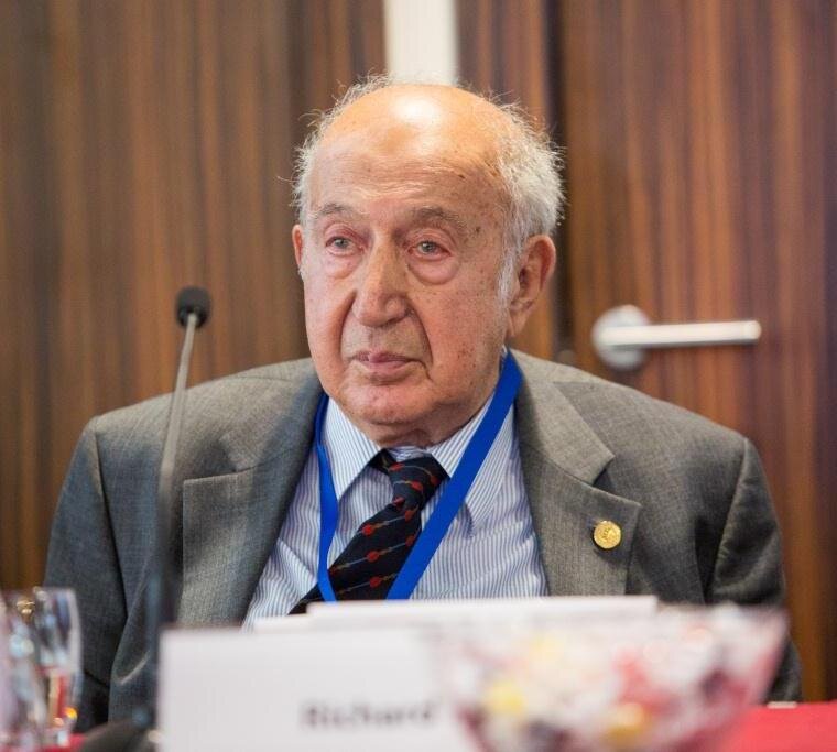 Р. Пайпс. Фото из СМИ. Свободный доступ