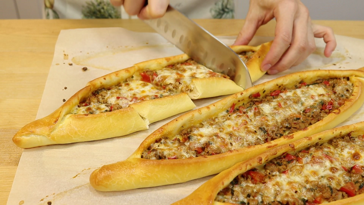 Kiymali Pide; Turkish Flat bread with ground meat and vegetables Ozlem's Turkish