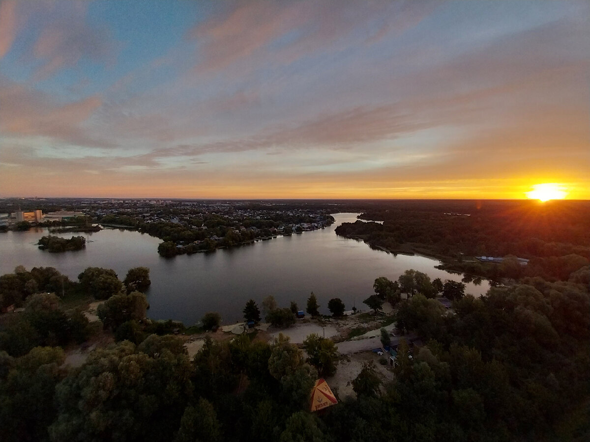 Рассвет над Сурой. Это надо видеть.