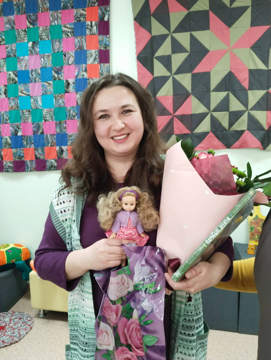 Олеся с моей куколкой Инес