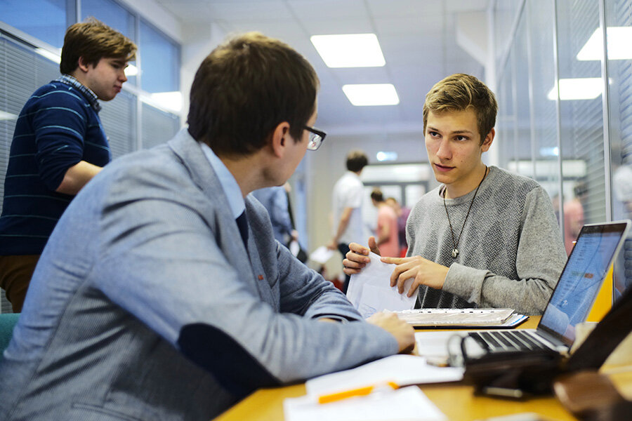 Прием документов в ВУЗы начнется после выдачи аттестатов 