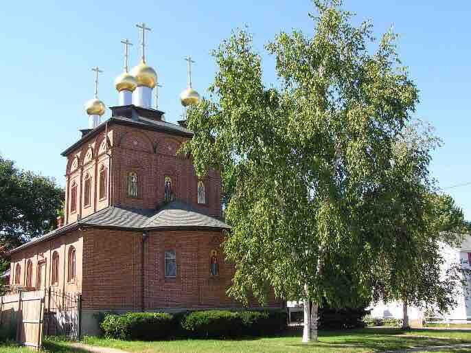 Panteleimon Russian Orthodox Church 
19 Becket Street, Hartford, CT 06114. (из личного архива)
