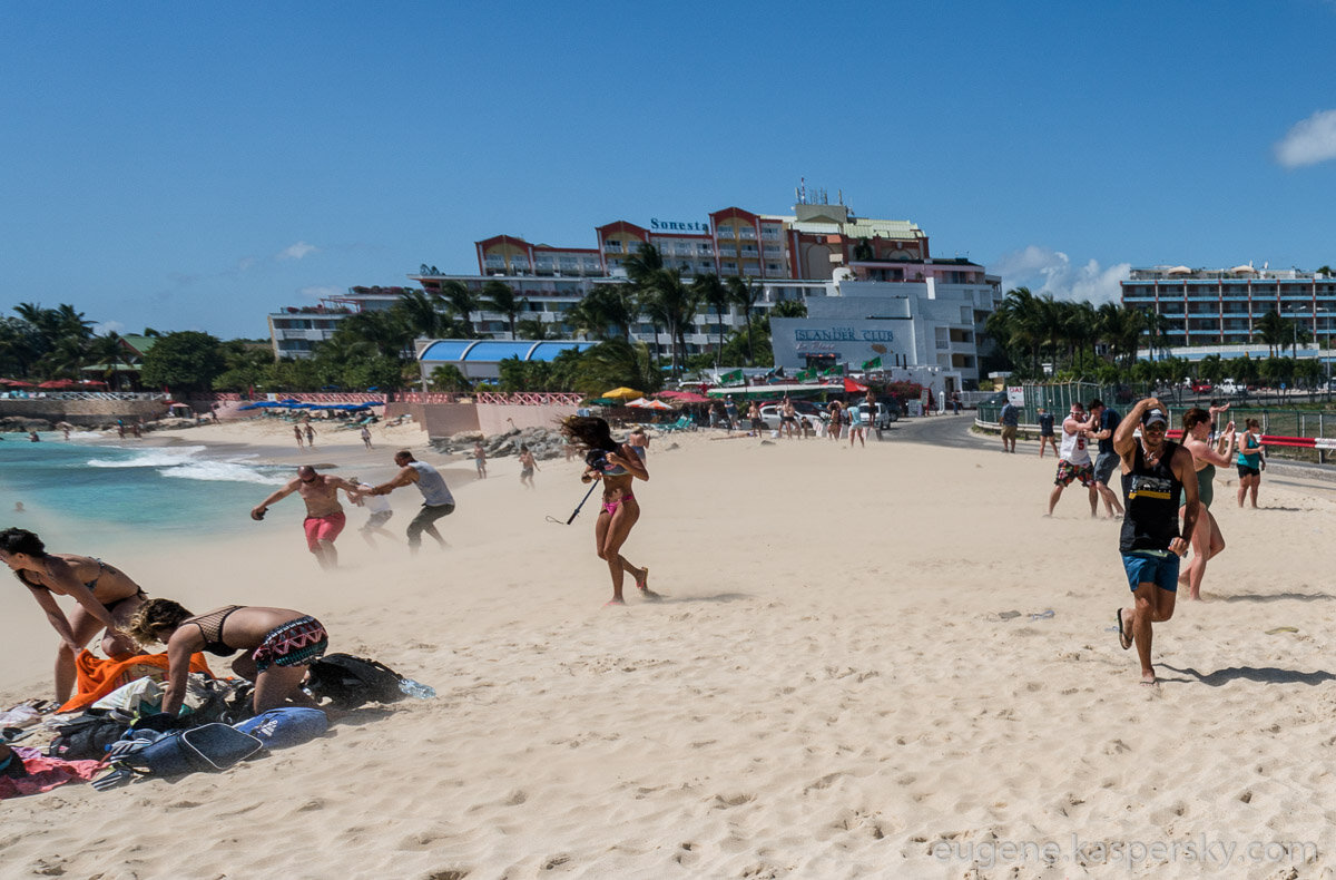 Крейзи бич нижнее. Crazy Beach фото. Beach(инет). Kira Beach Blast.