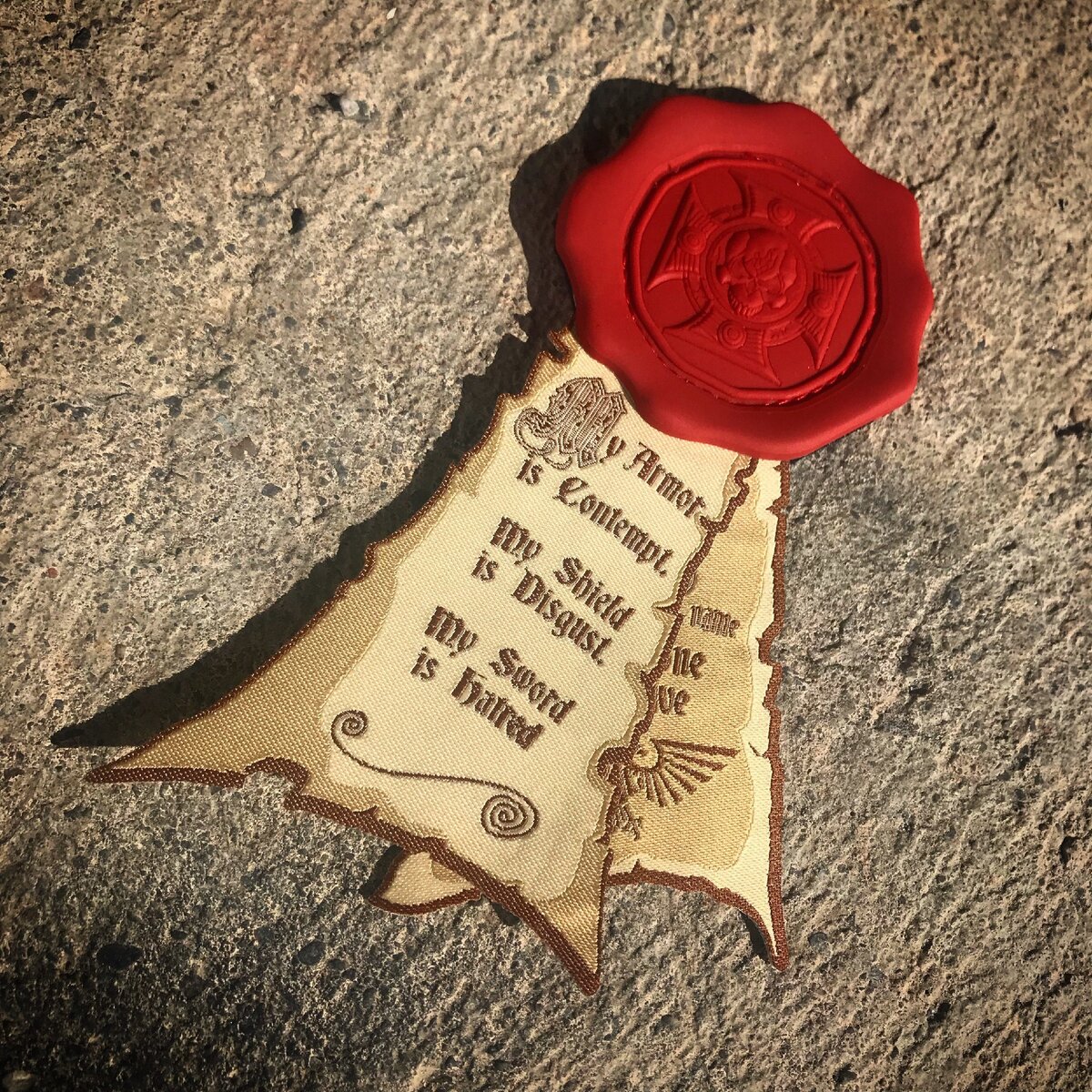 Между прочим, один из самых ходовых товаров. Цена, правда, порой кусается