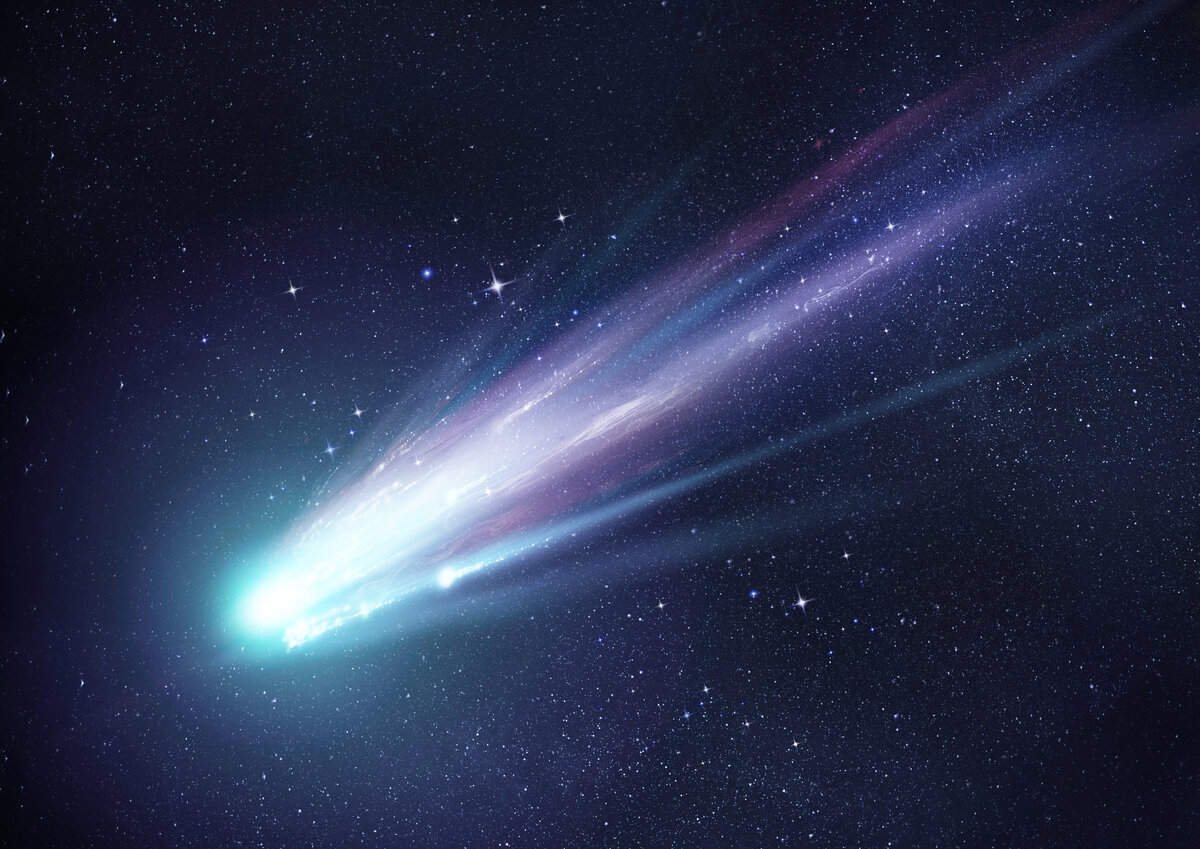 Комета NEOWISE  Stock image: Artist's illustration of a comet. ISTOCK