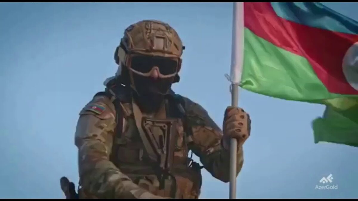 Солдат ВС Азербайджана