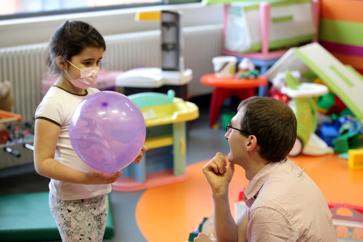 Фото волонтерского посещения детской онкологической больницы им. Дмитрия Рогачева
