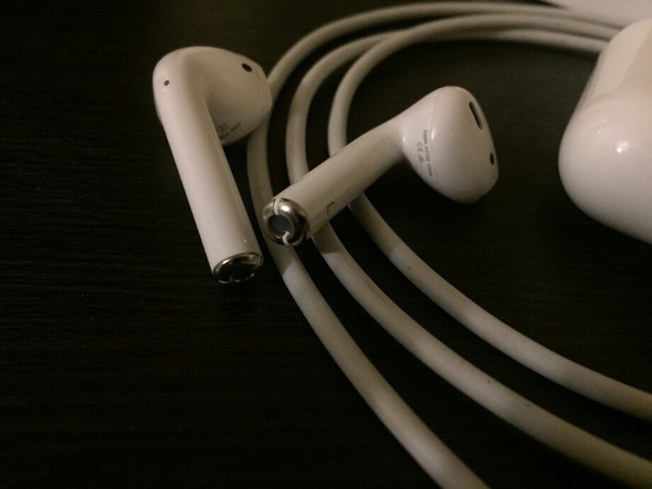 AirPods 1