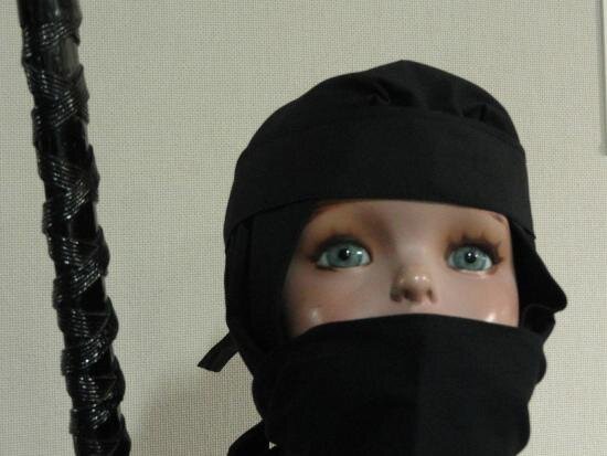 Головной убор ниндзя. Фото из музея ниндзя в провинции Ига