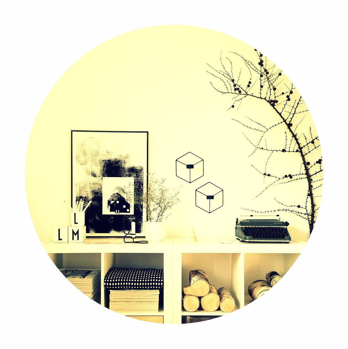 Наши любимые печатные машинки в интерьере — для фона и стиля