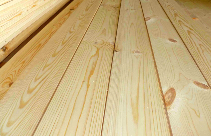 Деревянная доска – универсальный стройматериал для возведения дома
