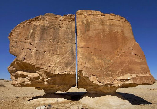 Распиленный пополам камень собственной персоной. Источник: vavilon-plen.ru