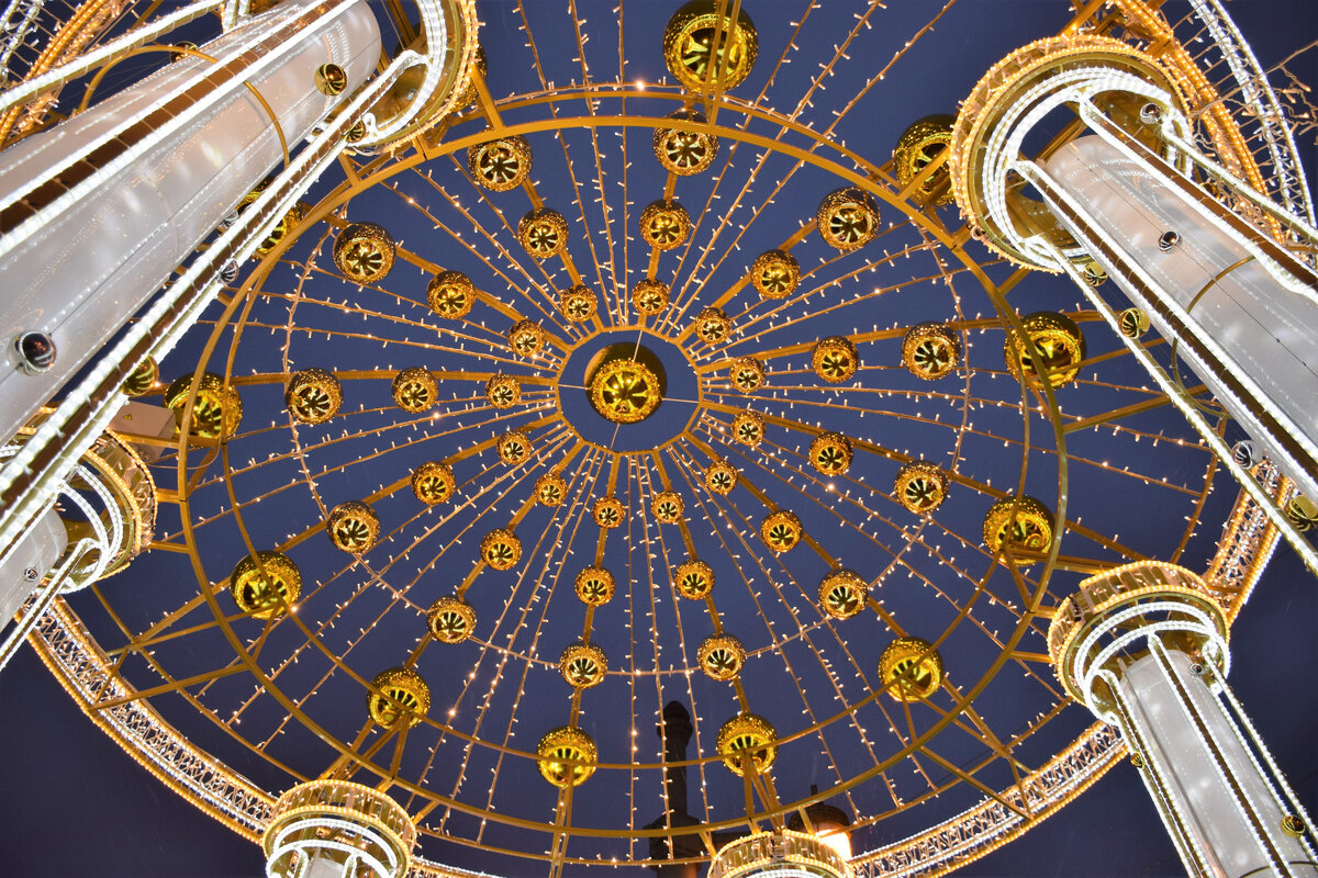 С наступающим Новым годом! Фото автора