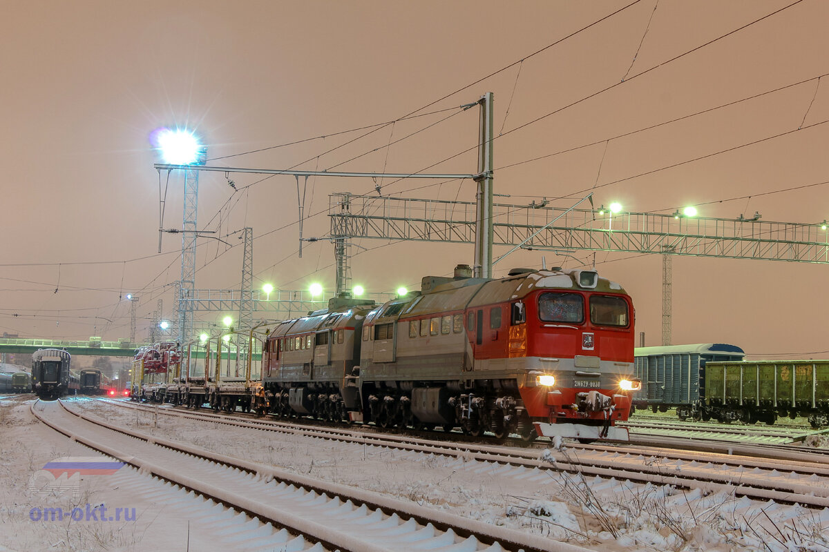 1. Тепловоз 2М62У-0030 на станции Перово-IV (Москва-Сортировочная-Рязанская)