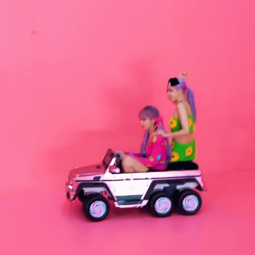 Дженни и Розэ аххаха ICE CREAM CHILLIN CHILLIN