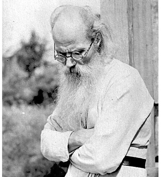 Игумен Никон стремился помочь верующим почувствовать, каково это - жить в чистоте. И помогал людям, чем мог. Источник:  https://yandex.ru/images/search?pos=15&img_url=https%3A%2F%2Fsun1-89.userapi.com%2FGWmMPji-4cFOEJ_b2aToEkVW9QffGhzpNEj1nw%2FTuaf6OjWYDE.jpg&text=владыка%20никон%20воробьев&lr=38&rpt=simage&source=wiz
