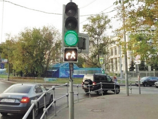     Какой жесткой «подставой» грозит водителю сигнал белого светофора фото АвтоВзгляд