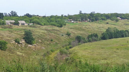 Продолжаю показывать село Каменная Лубна. Там можно жить