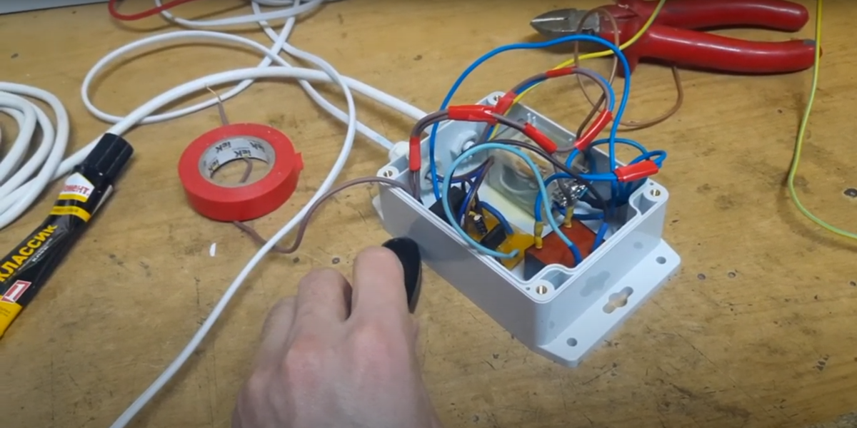 Гальваническая развязка розетки и выключателя. Трансформаторная и ...