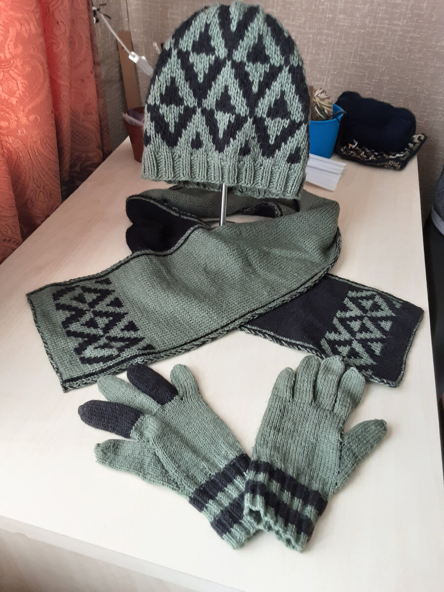 Вот такой демисезонный комплект у меня 