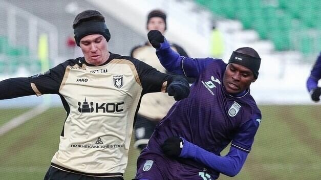     Казанский «Рубин» в гостевом матче 19-го тура Первой лиги против «Уфы» победил со счетом 2:1.