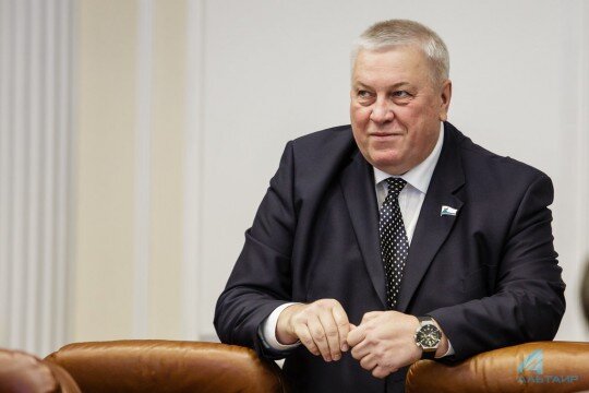
Шишкин Сергей, 25 сессия Законодательного собрания Иркутской области, 20 мая 2015 года., фотограф: Александр Новиков © Проект "Лица Сибири"
 