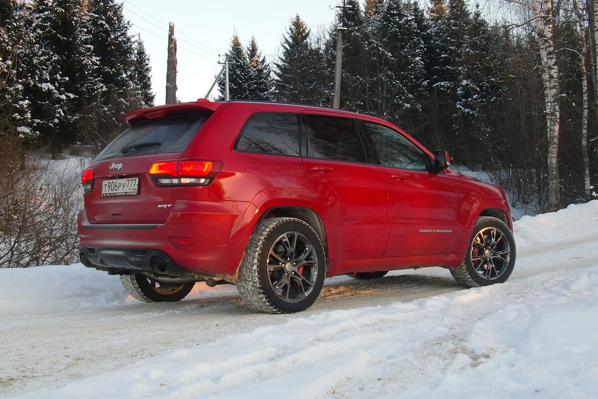 Дикий сердцем: Jeep Grand Cherokee SRT | CarExpert.ru | Дзен