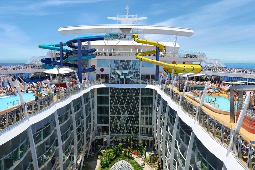 Symphony of the seas. Гармония морей круизный лайнер. Круизный лайнер Гармония морей/Harmony of the Seas. Symphony of the Seas круизный лайнер. Океанский лайнер Оазис морей.